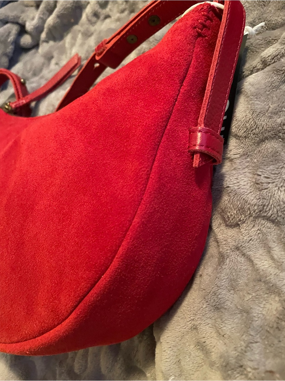 The Sak Tess Shoulder Bag in Scarlet Red Suede - Picture 3 of 7